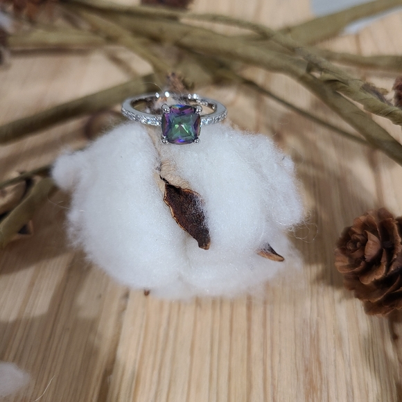 🌟🌟NEW🌟🌟GORGEOUS!! Rainbow Topaz Cushion Cut Ring in 925 Sterling Silver - Picture 13 of 13